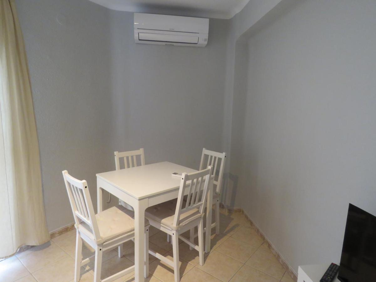 Apartamento Avenida Нерха Екстер'єр фото